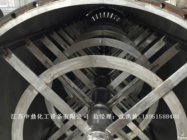 外盤管式刮板薄膜蒸發器  